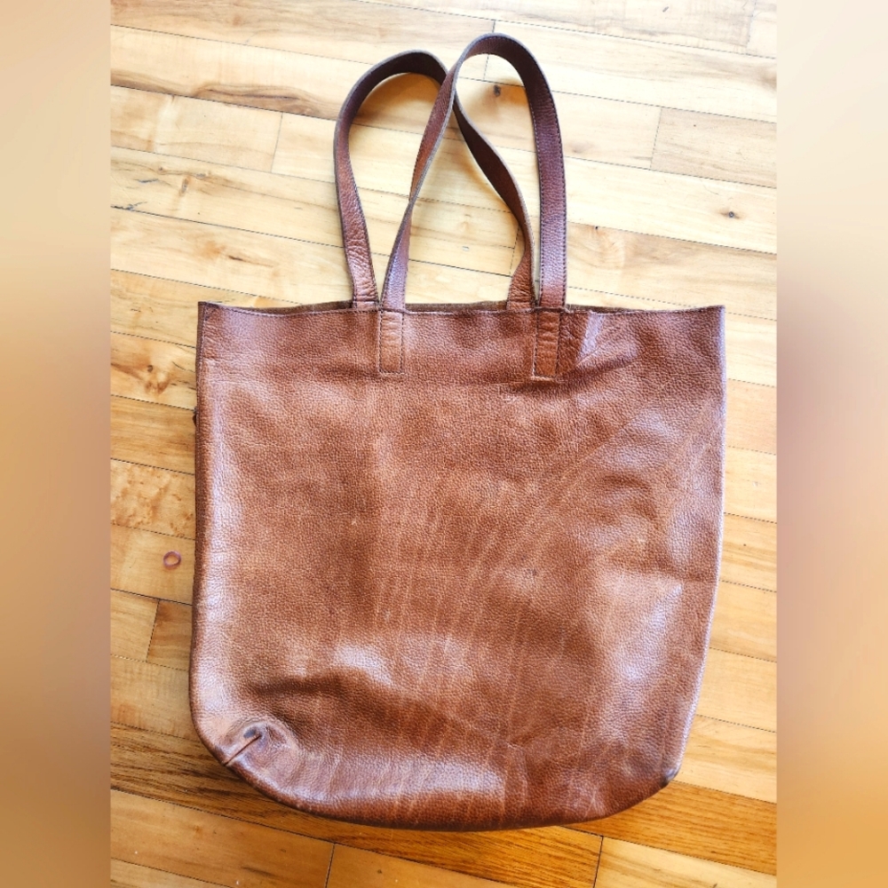 Banana Republic Leather Tote